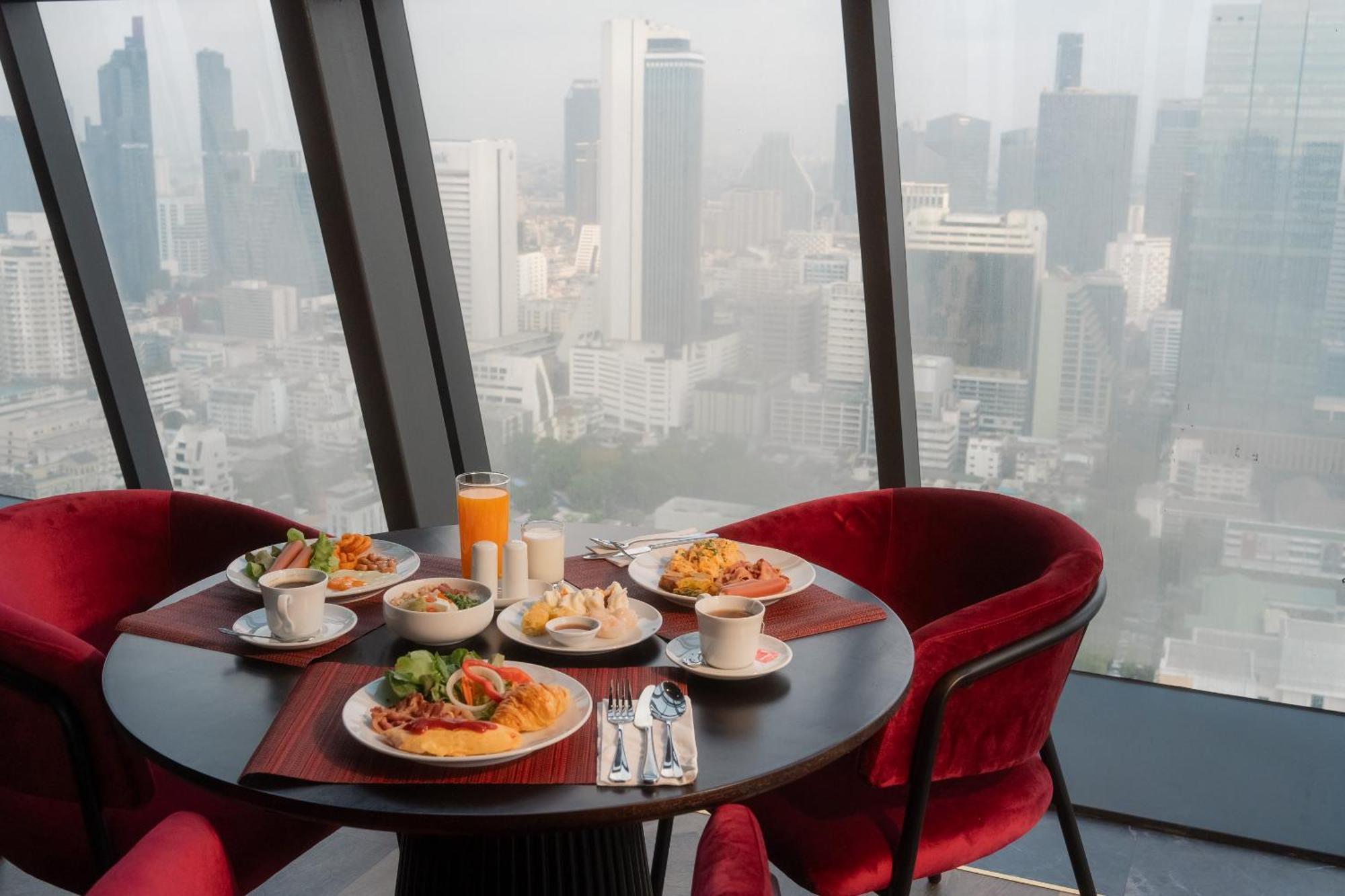 Ascott Embassy Sathorn Bangkok Hotel Ngoại thất bức ảnh The 87th floor restaurant