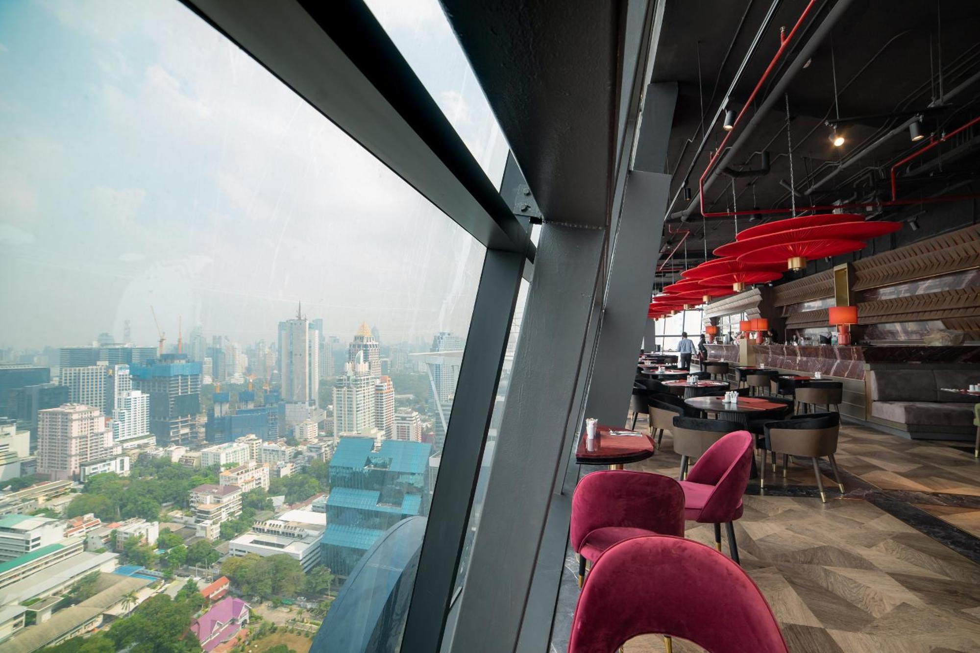 Ascott Embassy Sathorn Bangkok Hotel Ngoại thất bức ảnh View from the bar