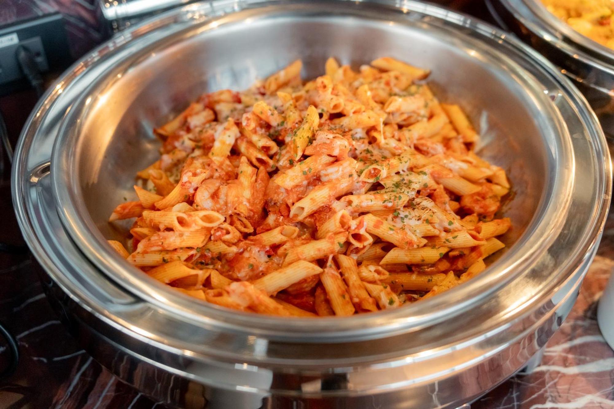 Ascott Embassy Sathorn Bangkok Hotel Ngoại thất bức ảnh Pasta